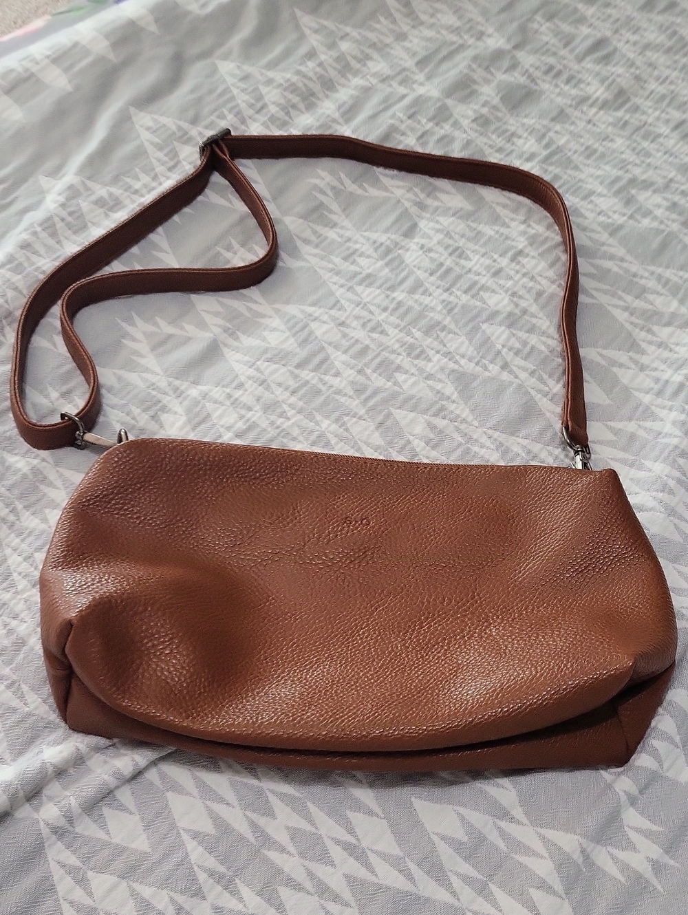 Classic Brown Leather Looking Crossbody Bag - Timeless Everyday Style